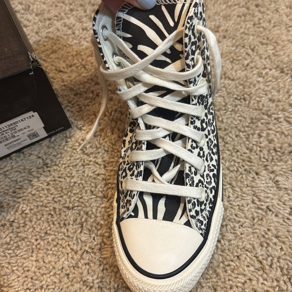 NIB Converse All Star High Top Animal Print Sneakers - Picture 3 of 7